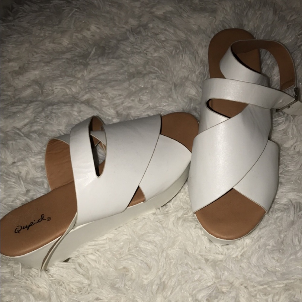 White wedges